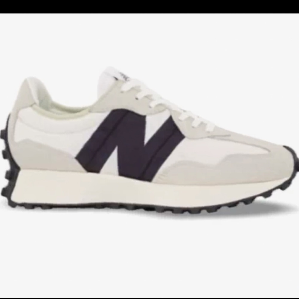New Balance 327 White and Gray Sneakers